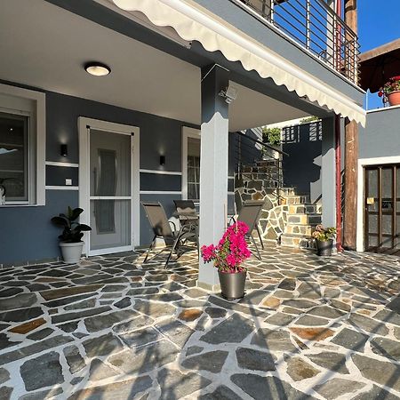 Апартаменты Aem House Принос Экстерьер фото