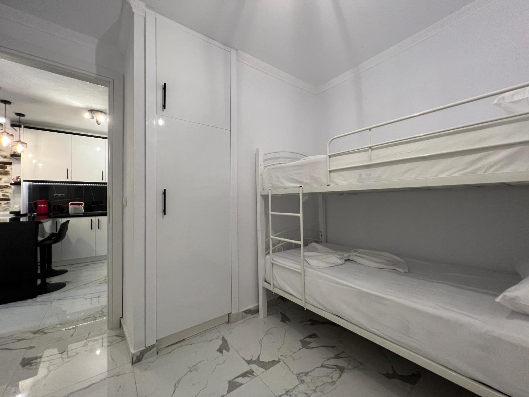 Апартаменты Aem House Принос Экстерьер фото